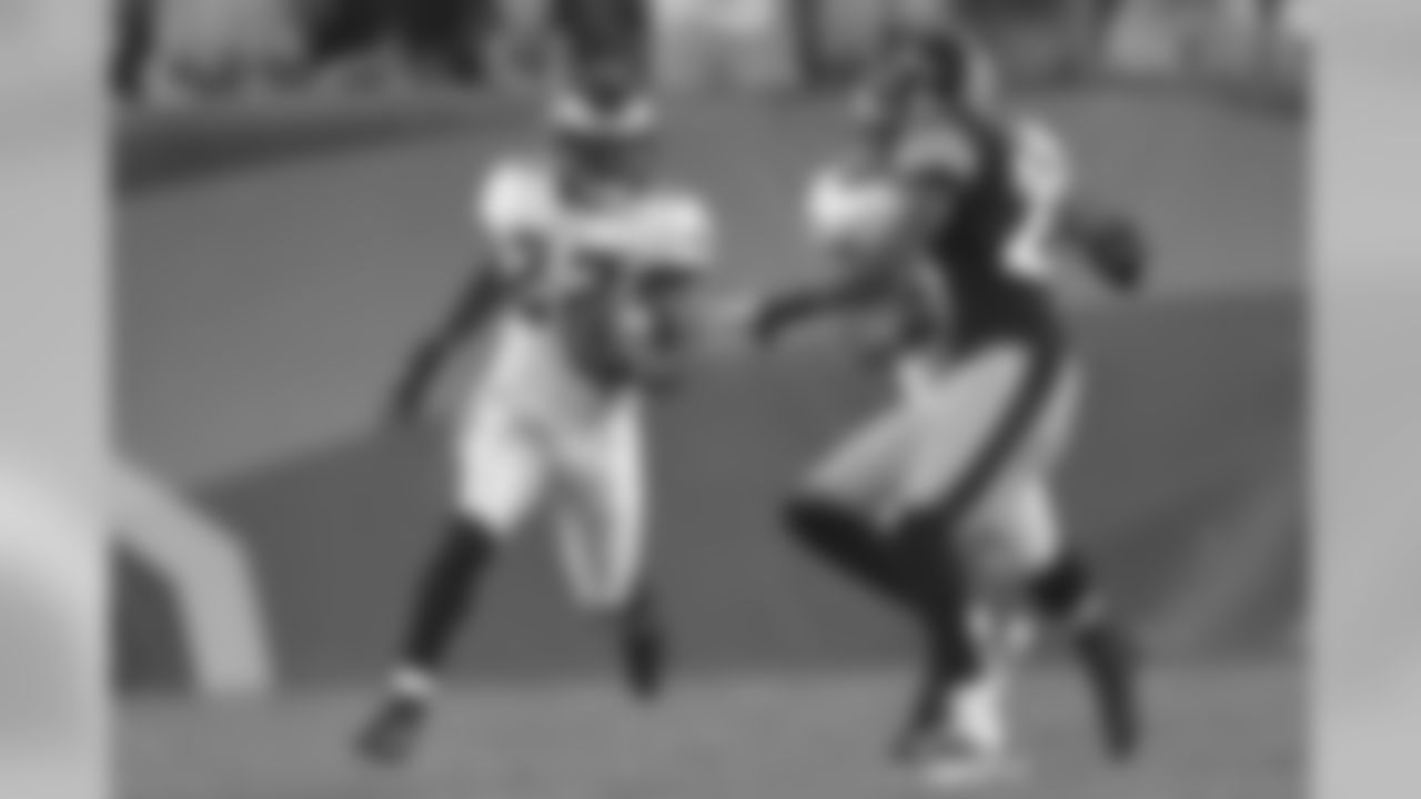 CB Brandon Boykin returns a kick