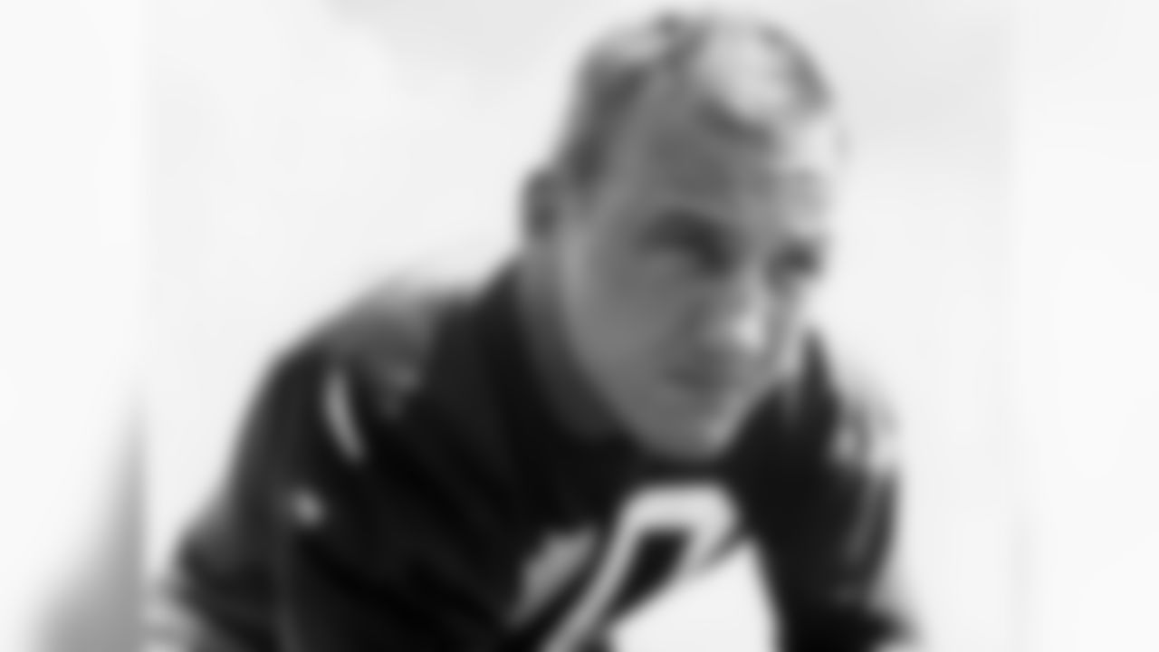 The Eagles never had a .500 record prior to Wistert's arrival in Philadelphia in 1943. They were .500 or better in eight of his nine seasons