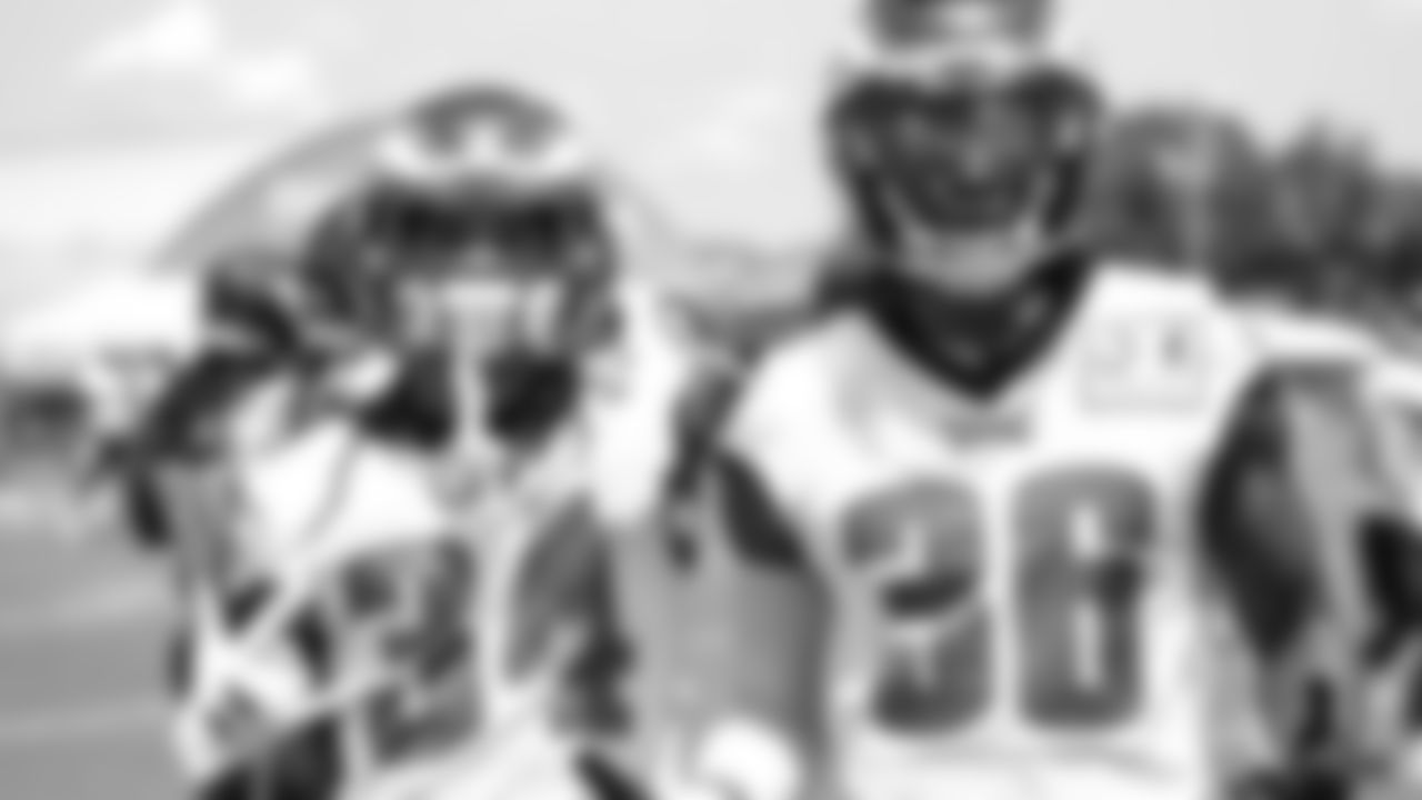 CB Cre'Von LeBlanc and S Deiondre' Hall