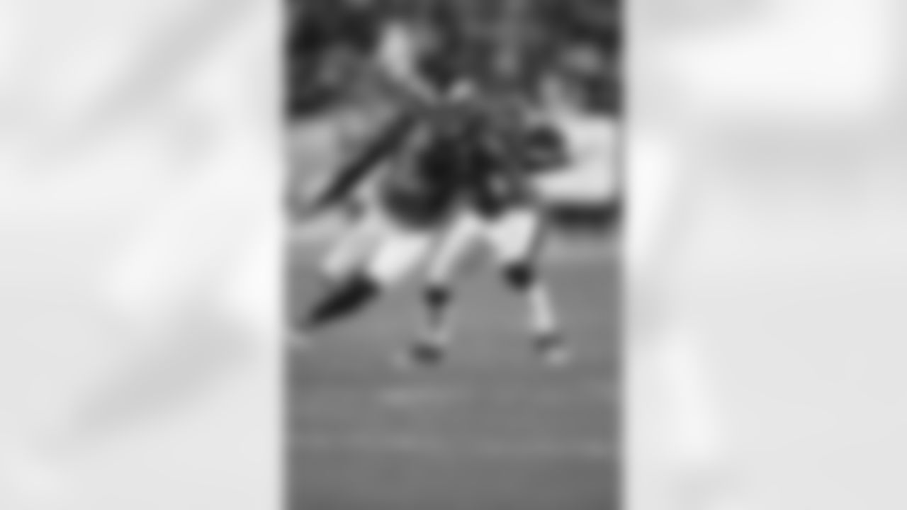 CB Joselio Hanson
