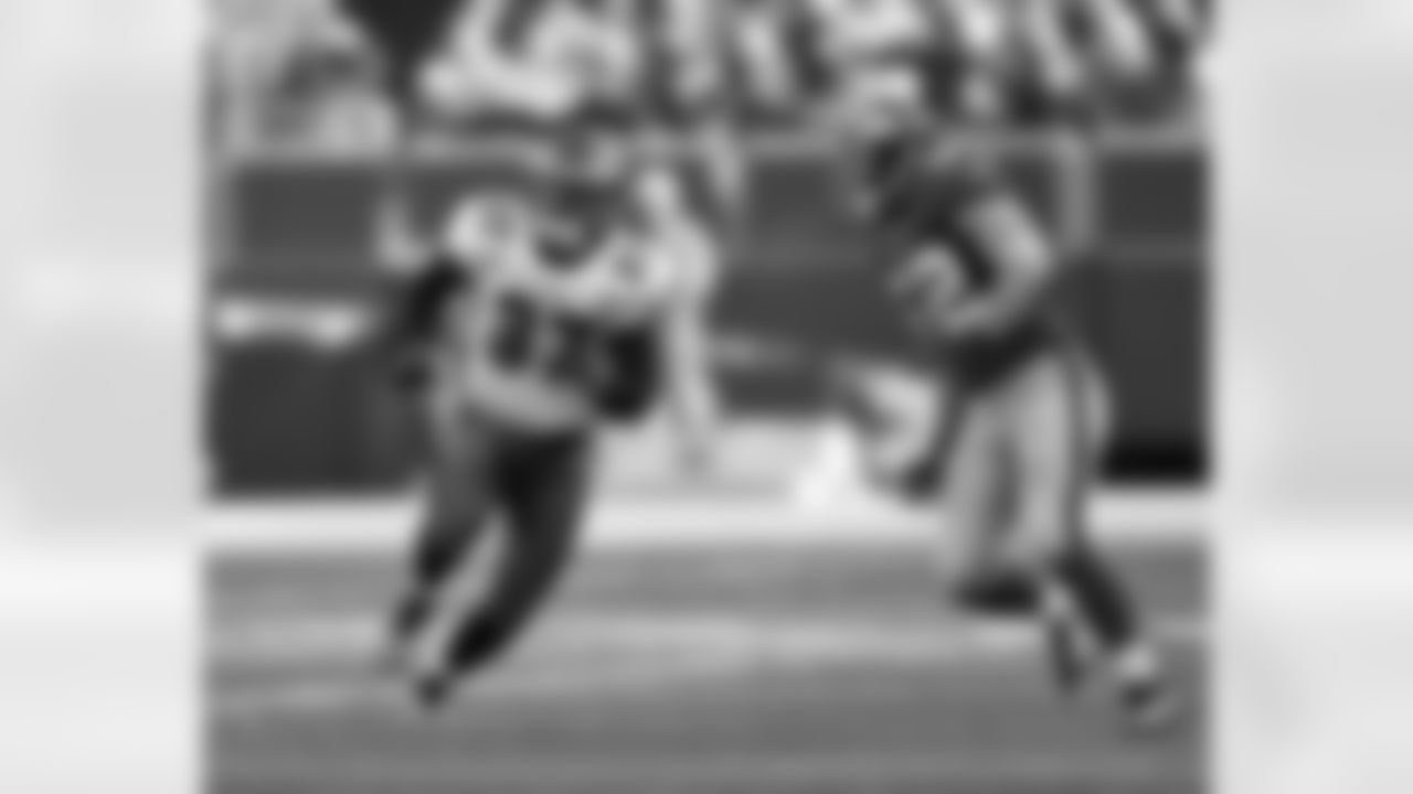 S Sean Considine in special teams action