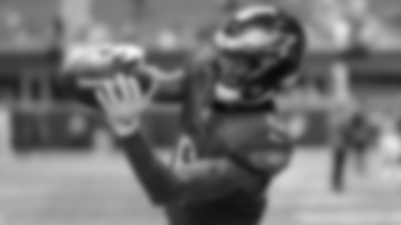 WR DeVonta Smith