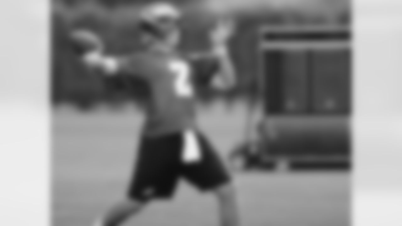 Rookie QB Matt Barkley shows off his throwing technique