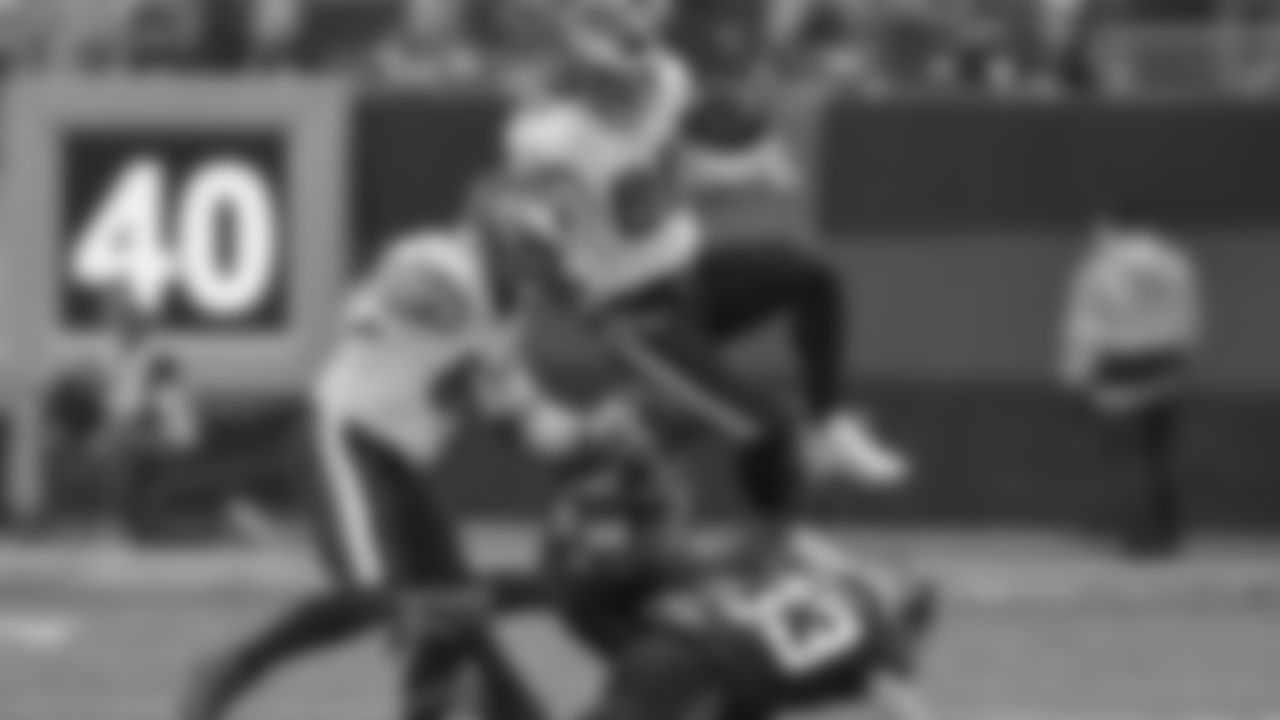 TE Dallas Goedert & C Jason Kelce