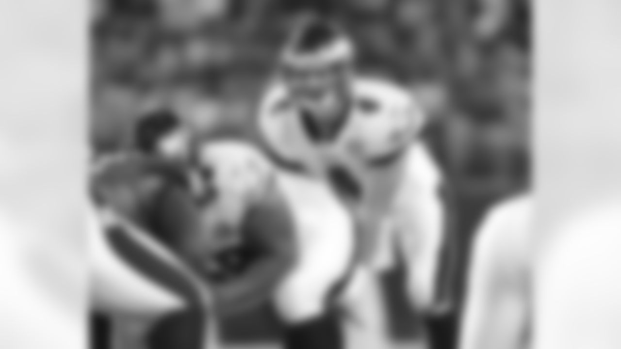 QB Kevin Kolb under center