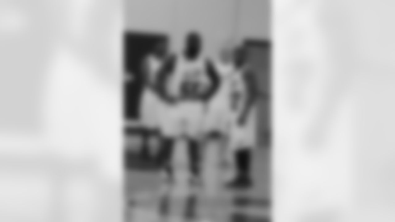 Bennie Logan (7 points, 13 rebounds) sizes up the competition