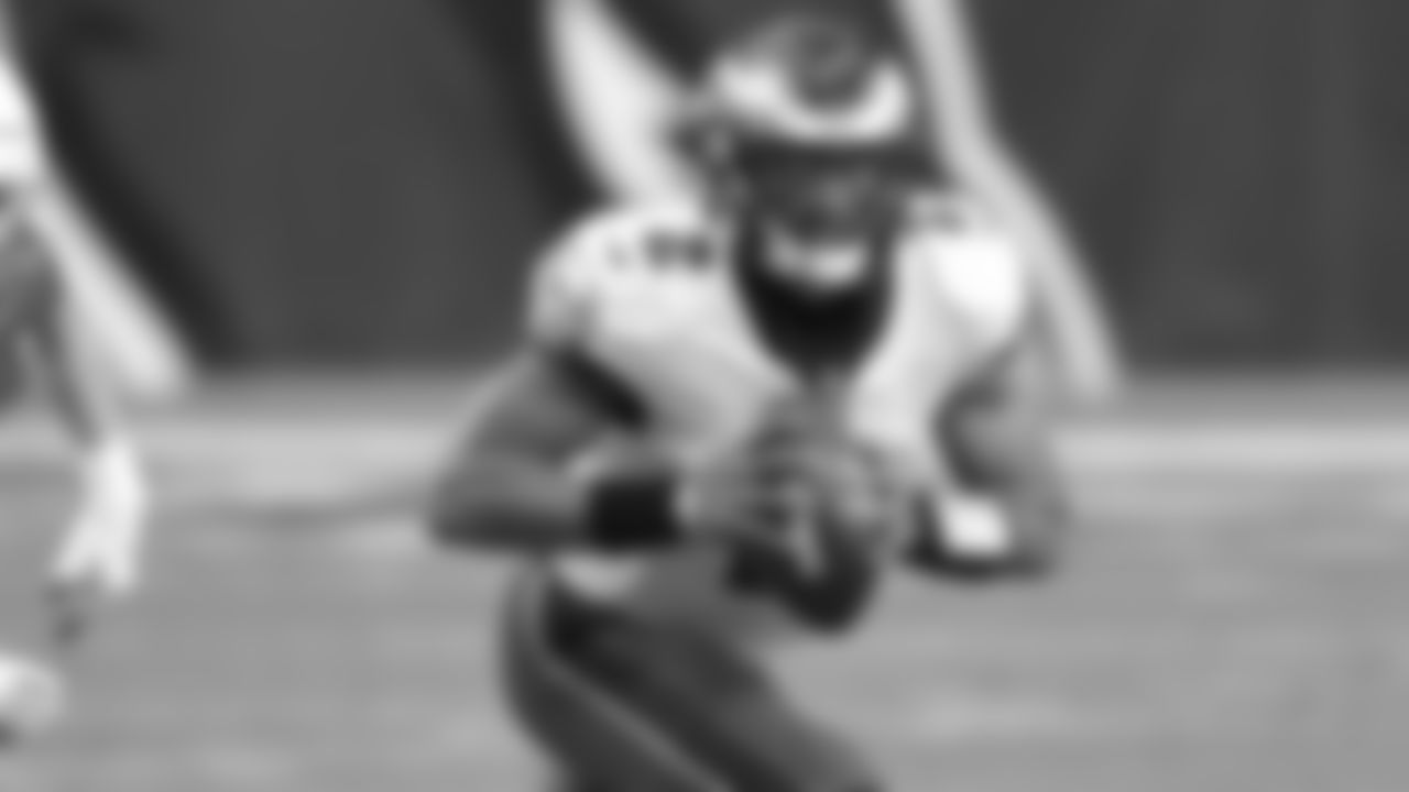 QB Jalen Hurts