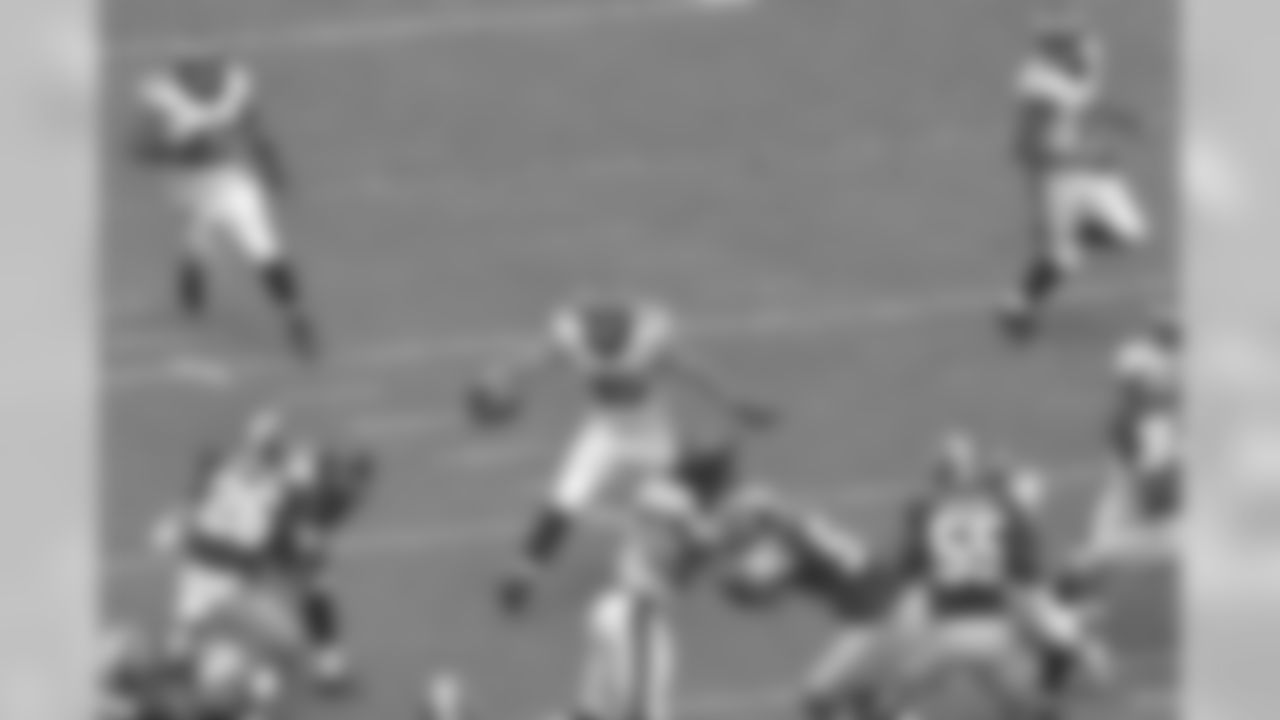 TE James Casey with a catch and run