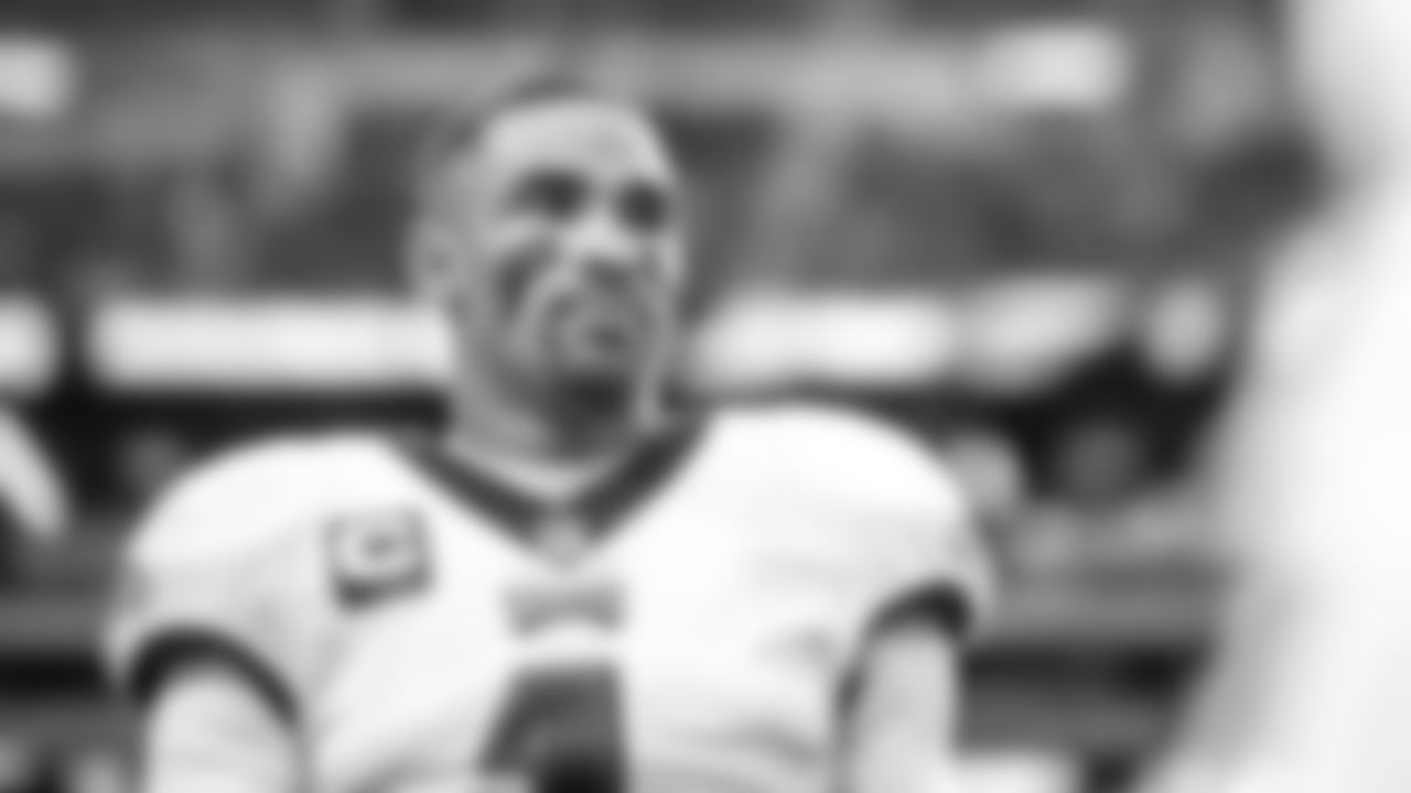 QB Jalen Hurts