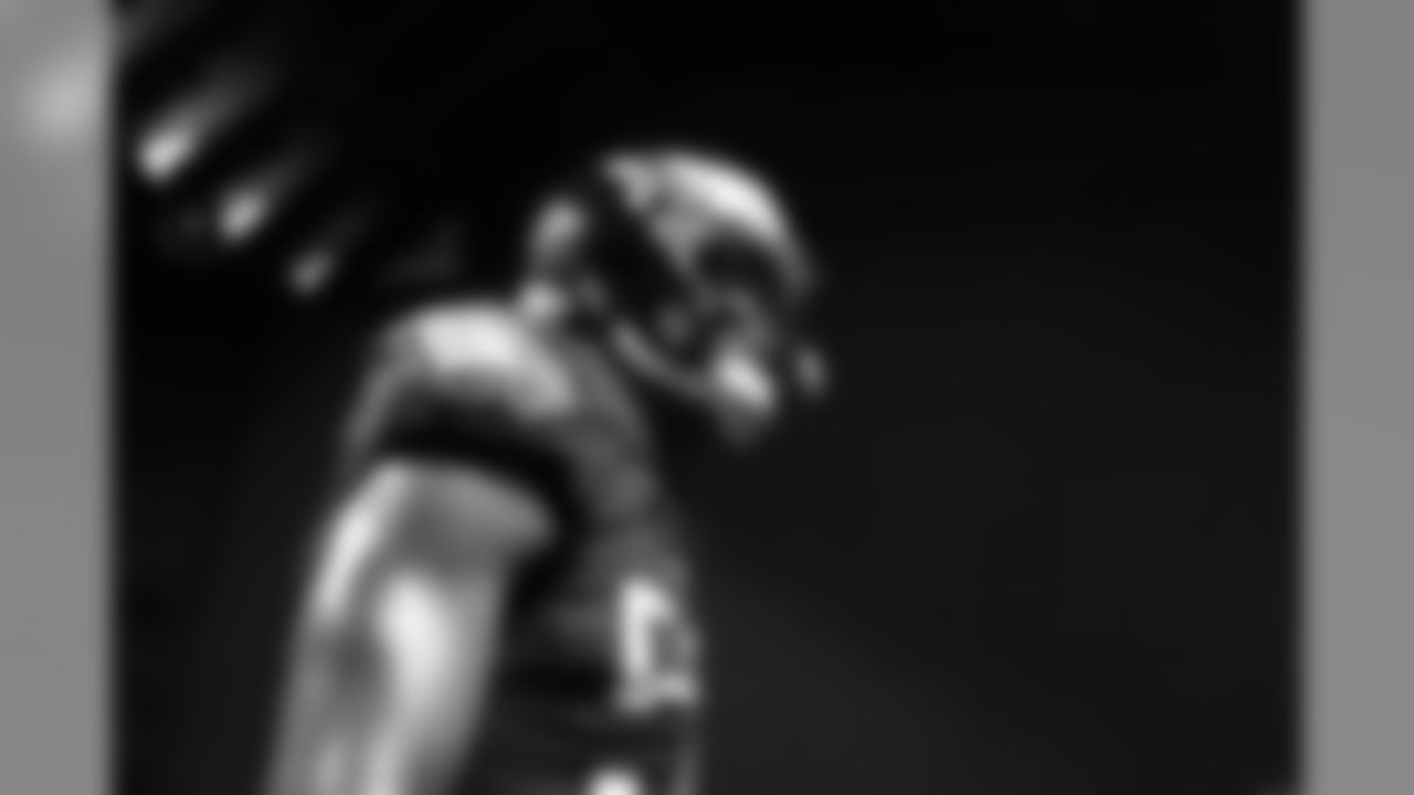 Last season, Hicks tallied 95 tackles (68 solo), one sack, and five interceptions.