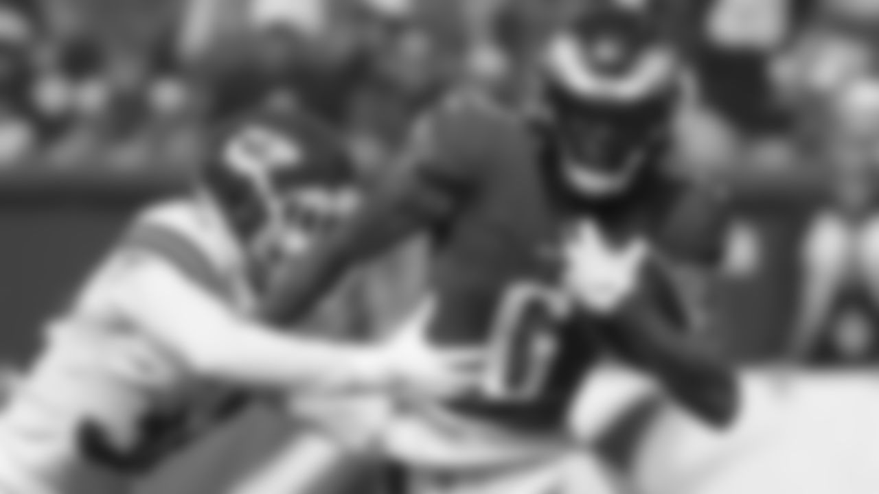 WR DeVonta Smith