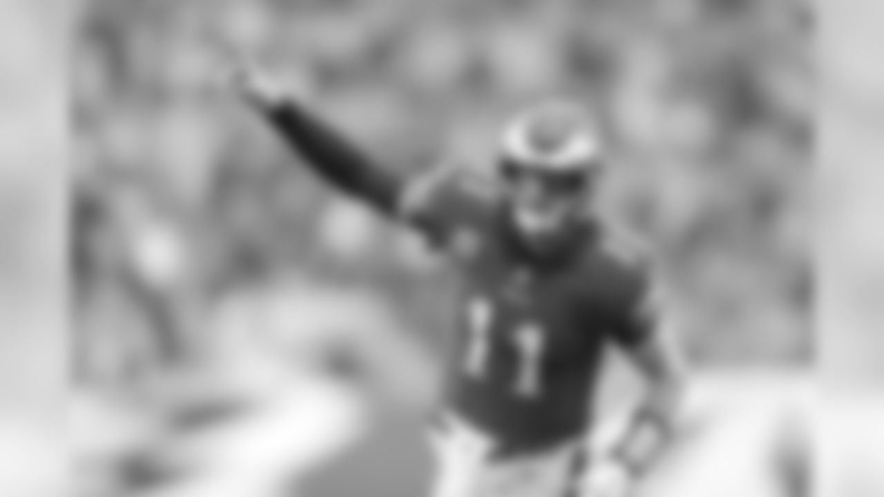 QB Carson Wentz