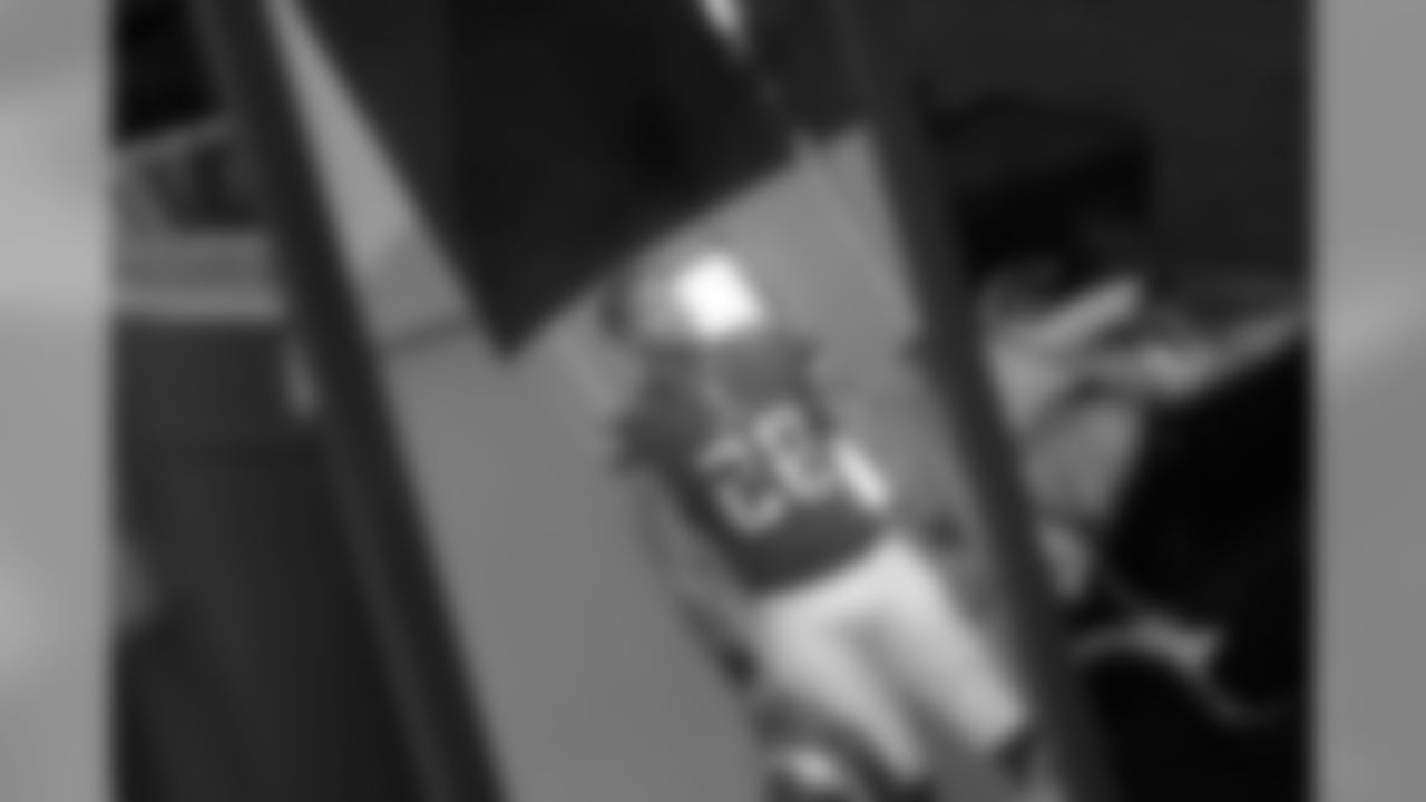 Even Kendricks' reflection looks tough