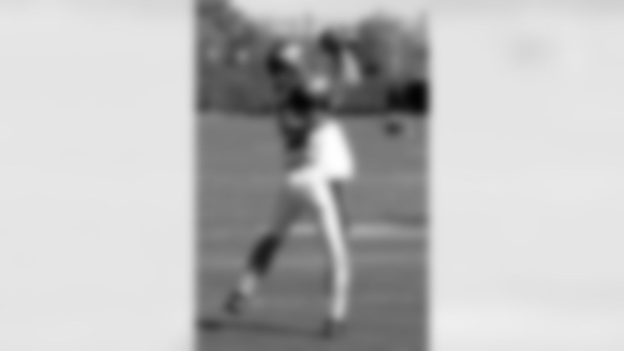 WR Riley Cooper returned to practice