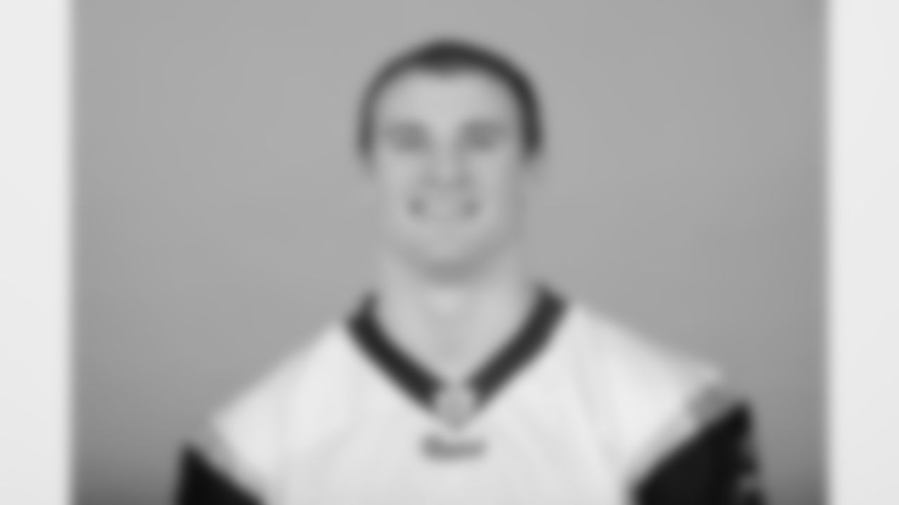 DE Chris Long, 2009