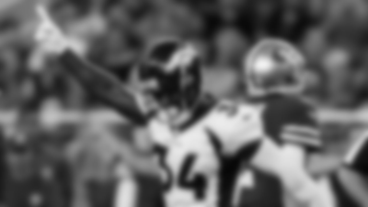 Will Parks played in all 16 games as a rookie
