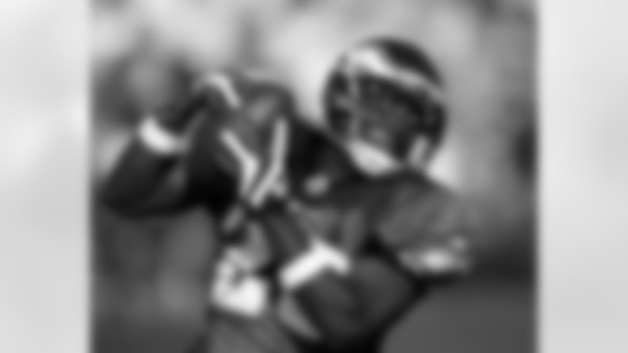 RB LeSean McCoy looks upfield after a catch