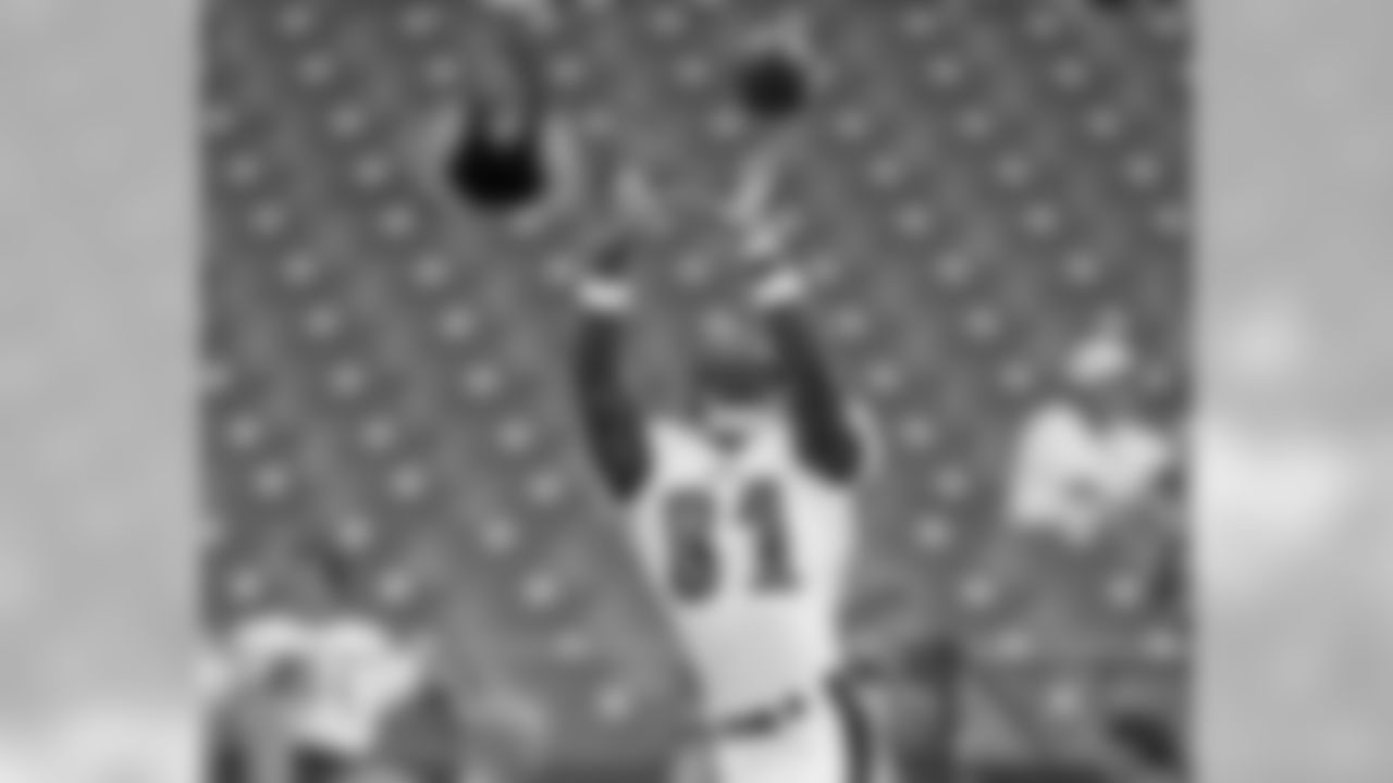 WR Jason Avant