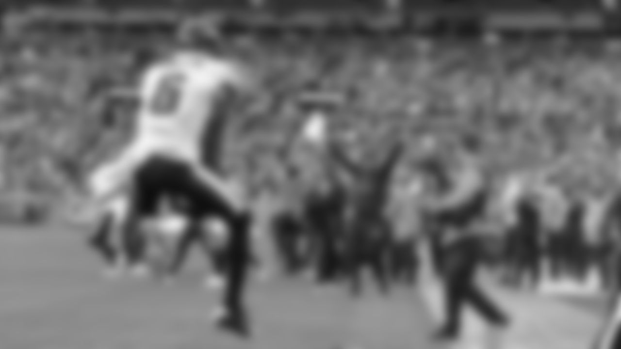 WR DeVonta Smith