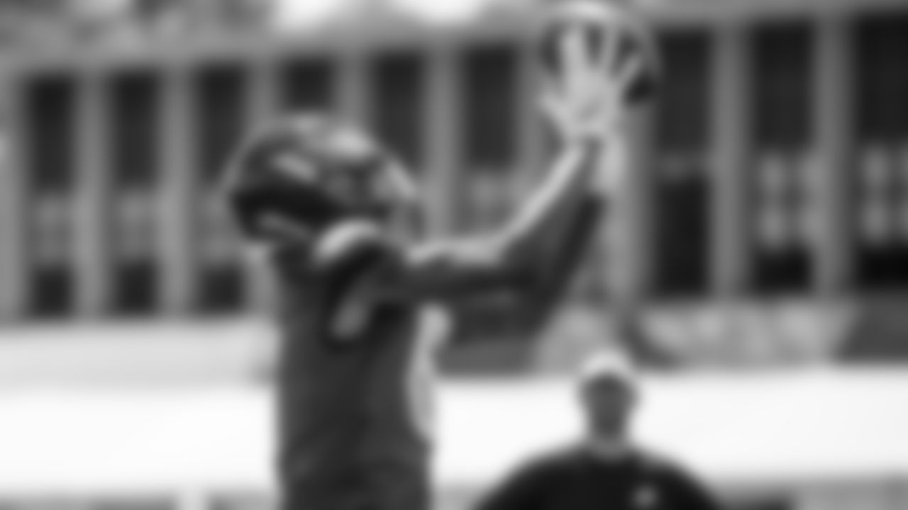 WR DeVonta Smith