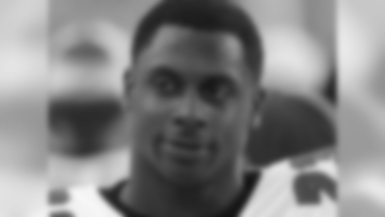 Troy Vincent played in 118 regular season games in his Eagles career