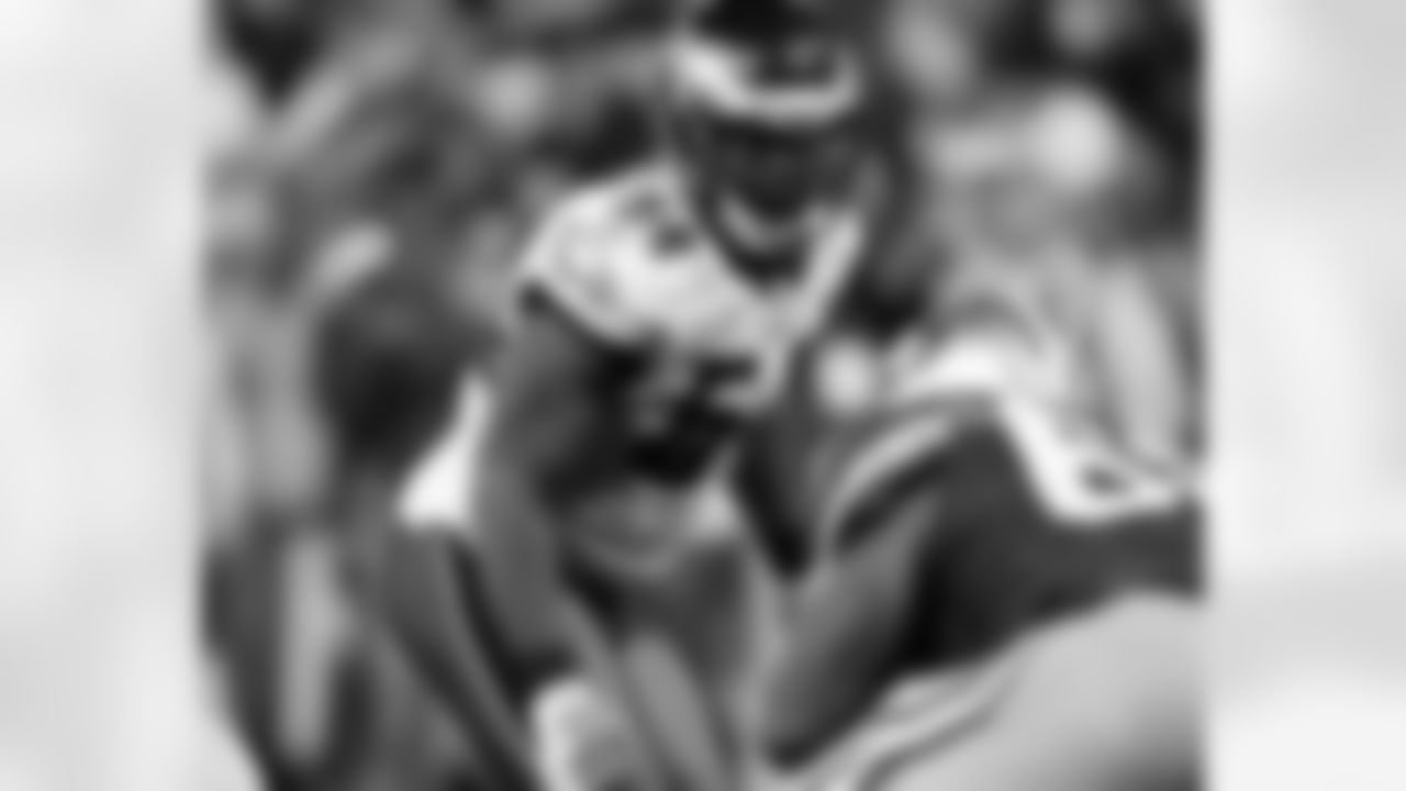 DE Brandon Graham