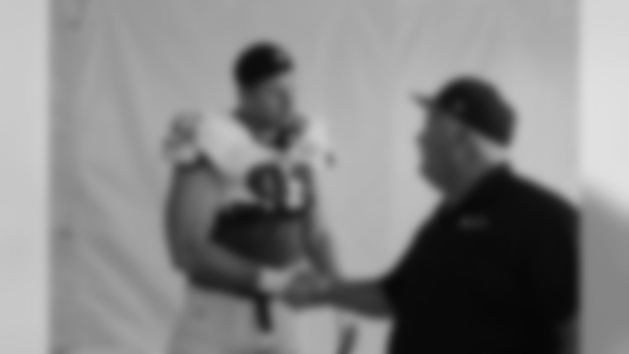 DE Brandon Bair meets a fan
