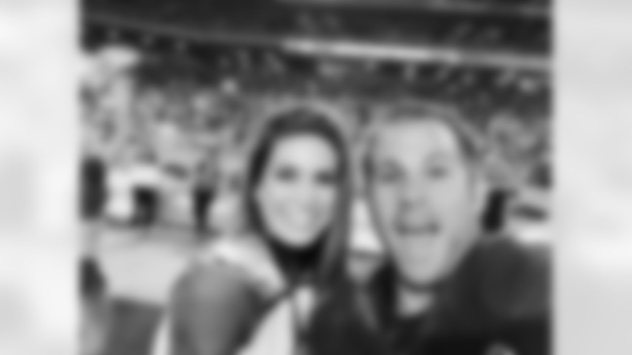 Taking a selfie with Jon Dorenbos!