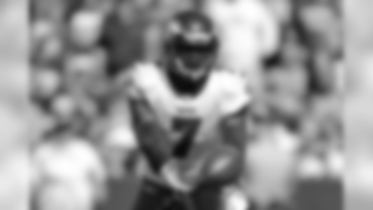QB Michael Vick