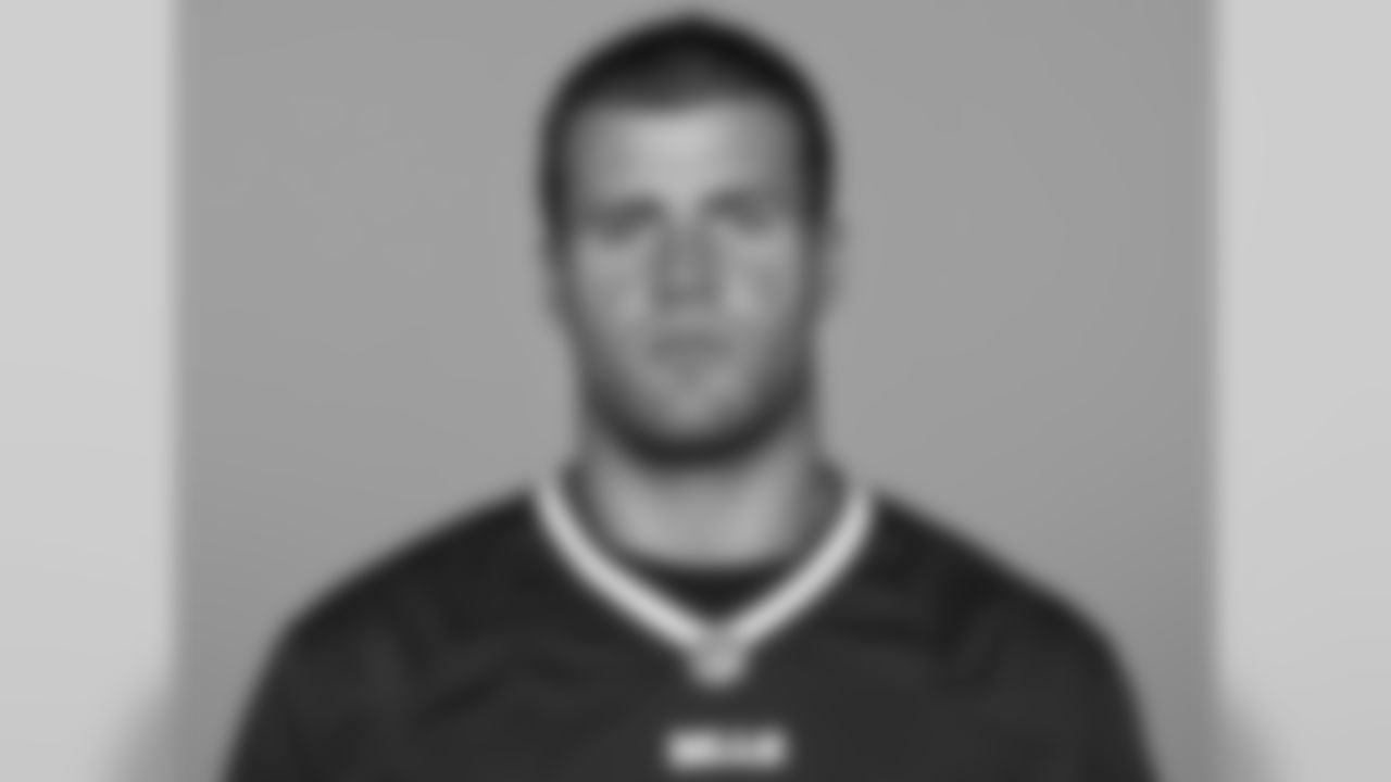 When Alonso was drafted, he was the highest linebacker selected by Buffalo since LB Paul Posluszny in 2007