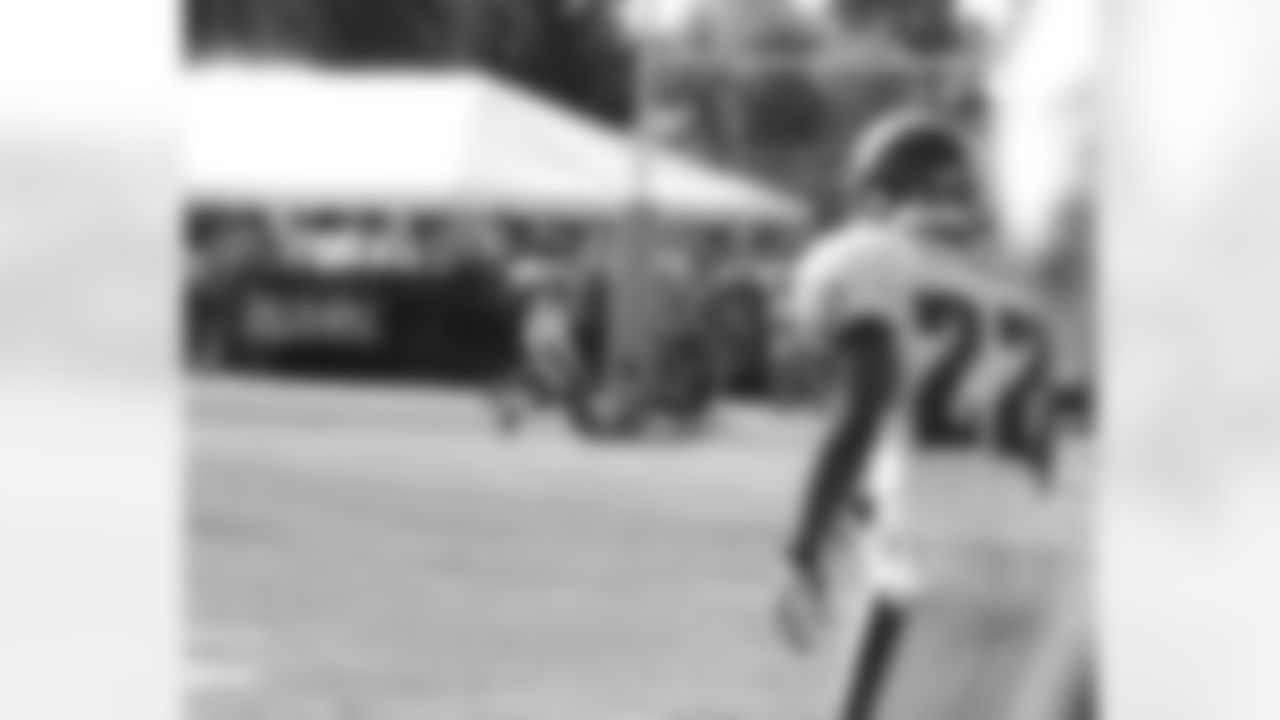 WR Kevin Curtis after the collision