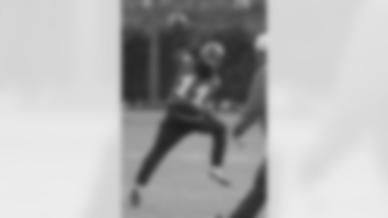 WR Josh Huff