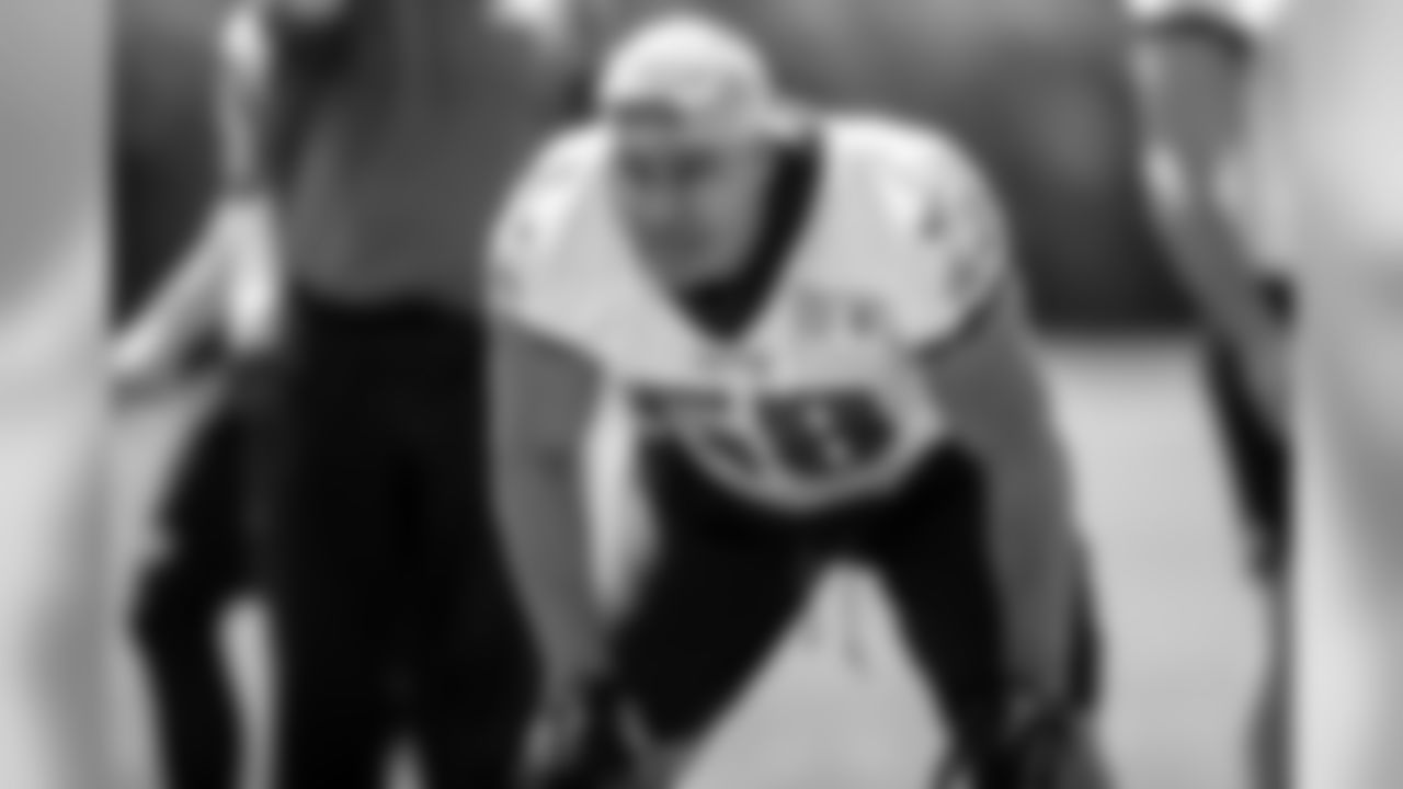LB Jordan Hicks.