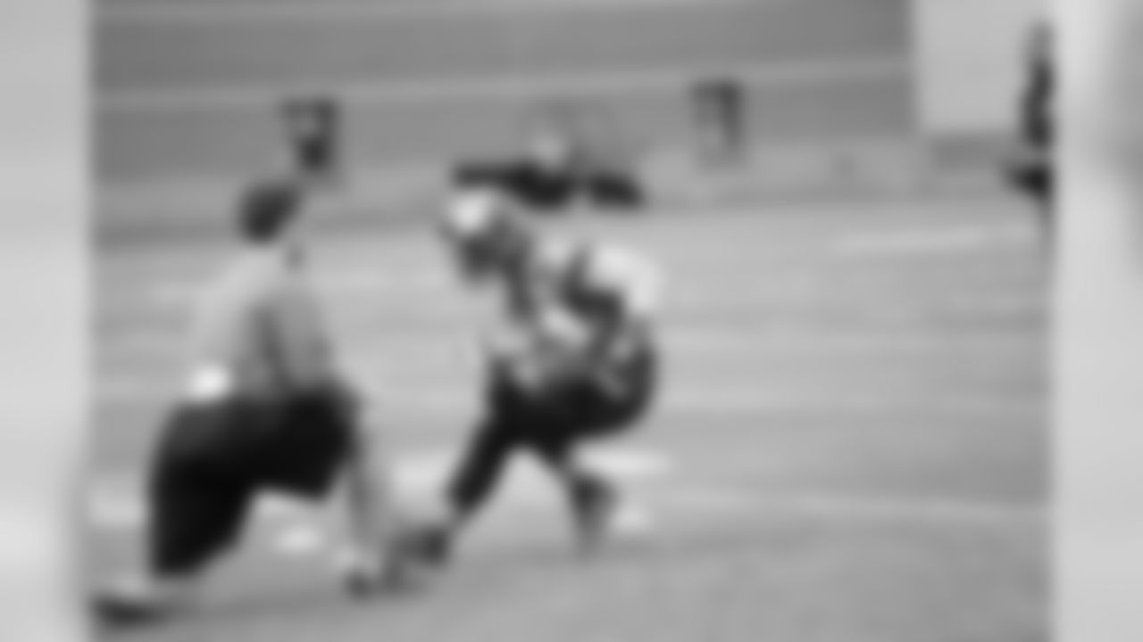 Offensive Quality Control/Assistant Wide Receivers Coach Joe D'Orazio, WR Josh Huff