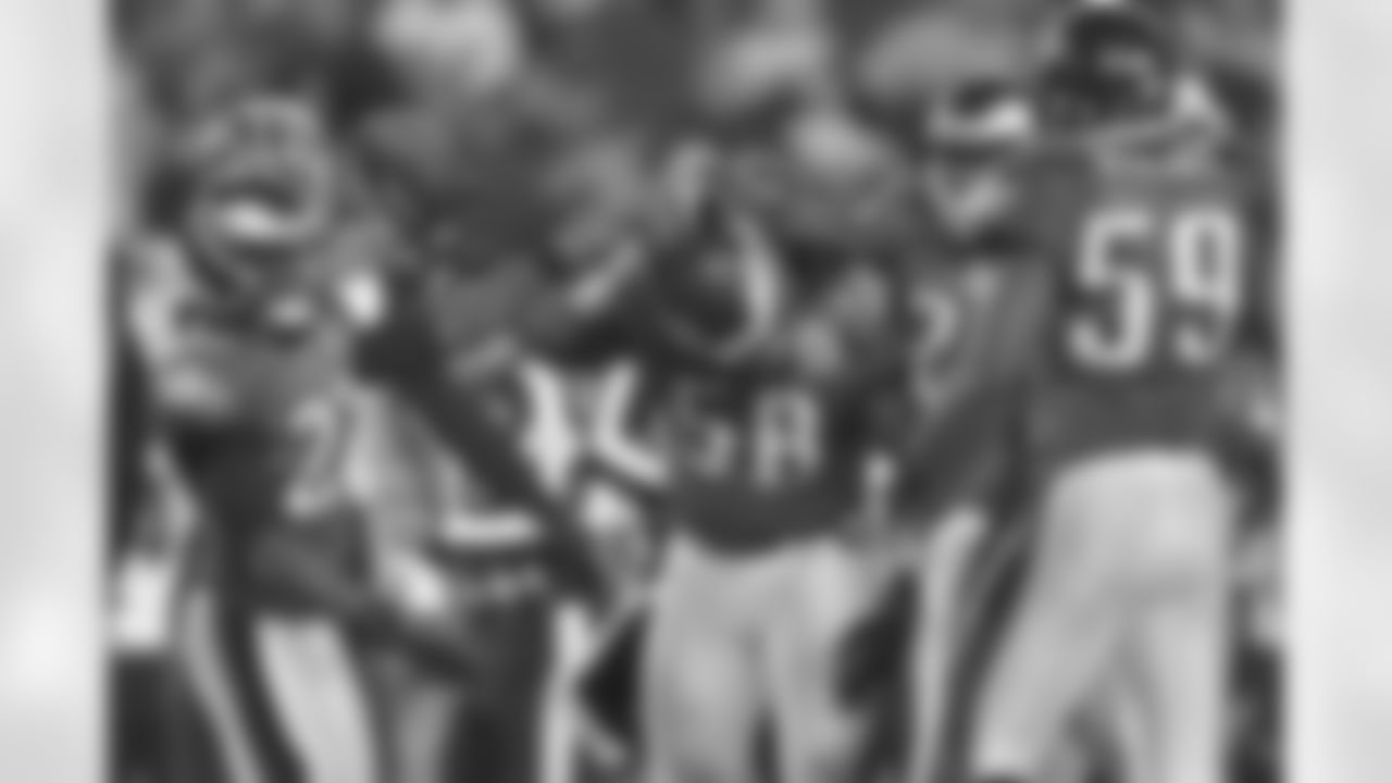 DE Trent Cole