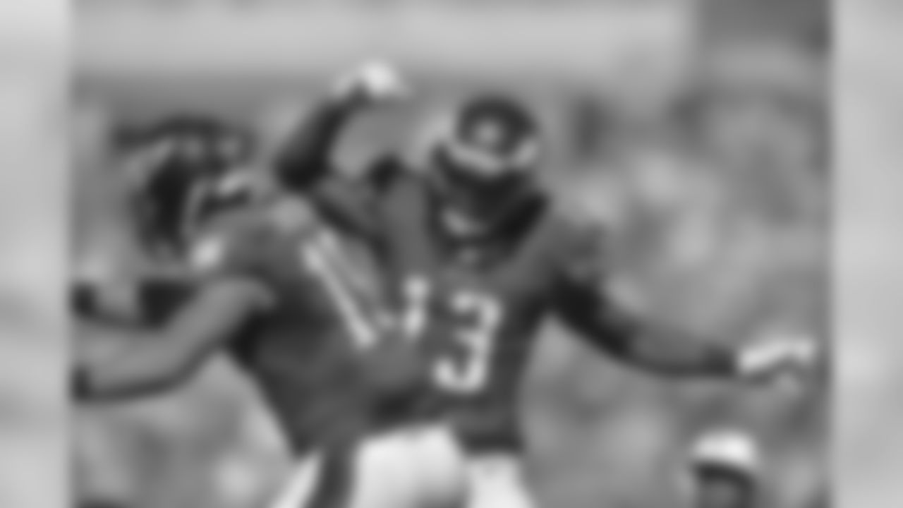 Celebrating WR Josh Huff's touchdown