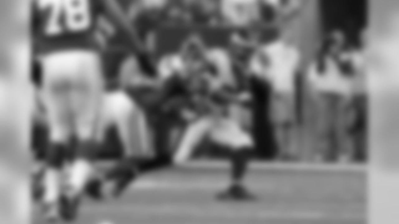S Malcolm Jenkins had a crucial 4th quarter interception