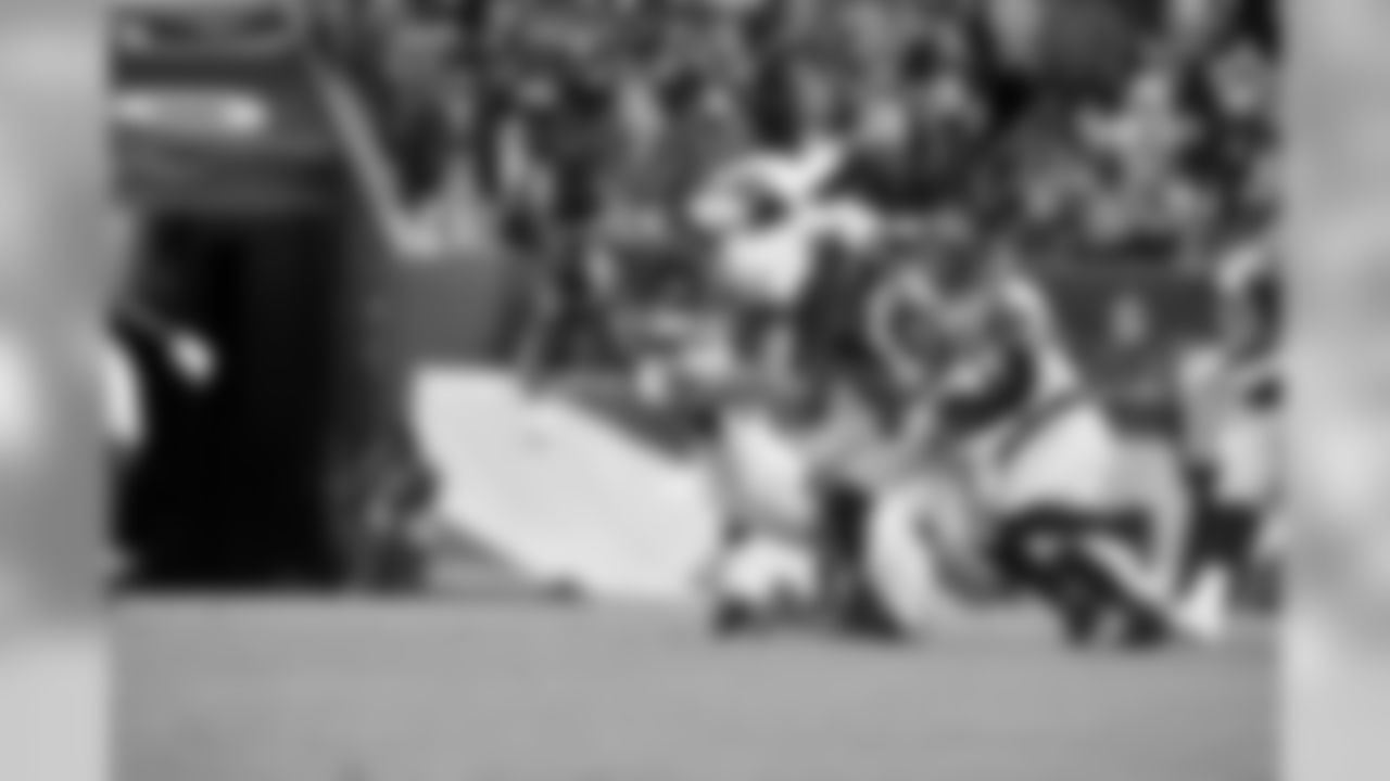 RB Jay Ajayi