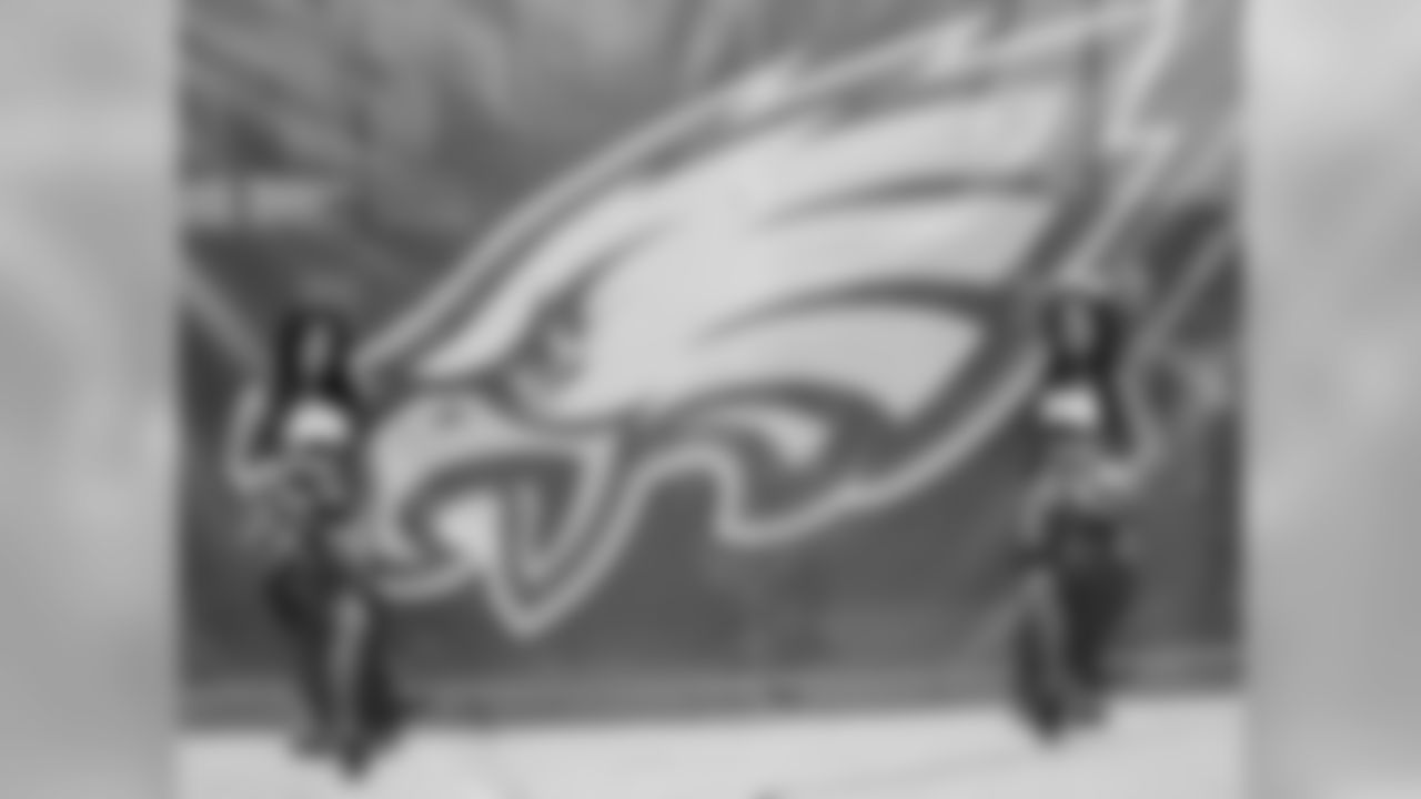 Eagles Cheerleaders