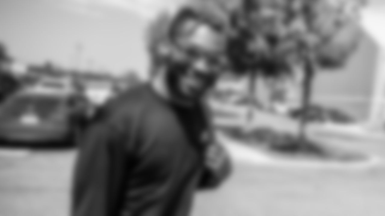 CB Jalen Mills