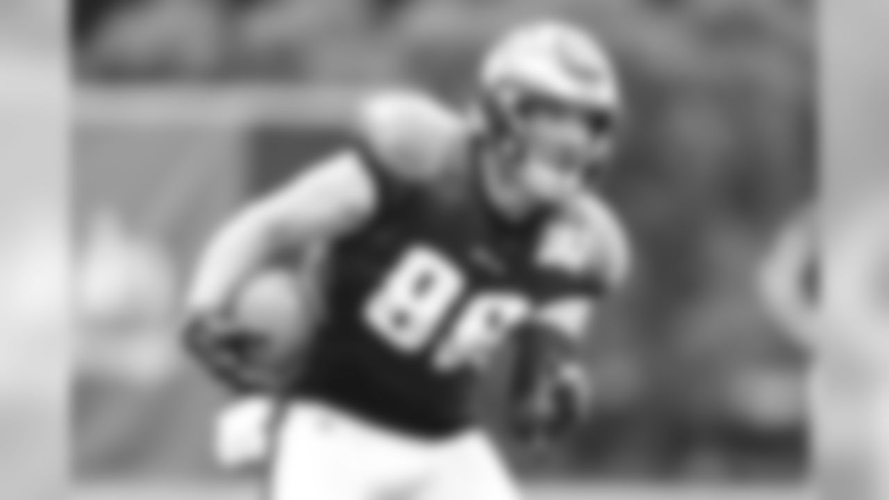 TE Zach Ertz