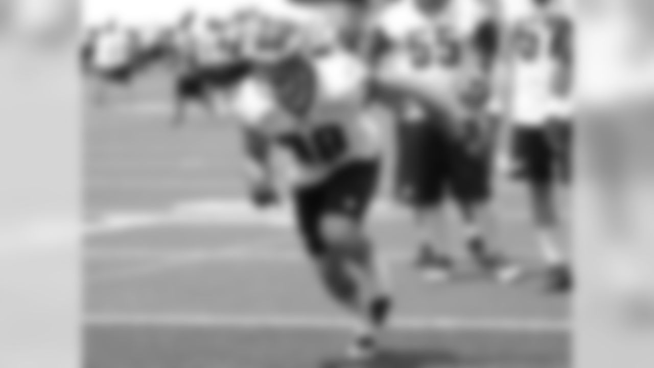 LB Connor Barwin