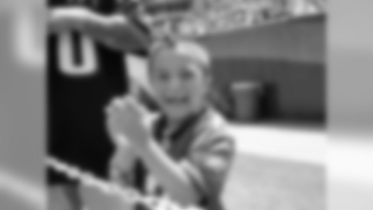 This young fan is excited to see the Eagles in action