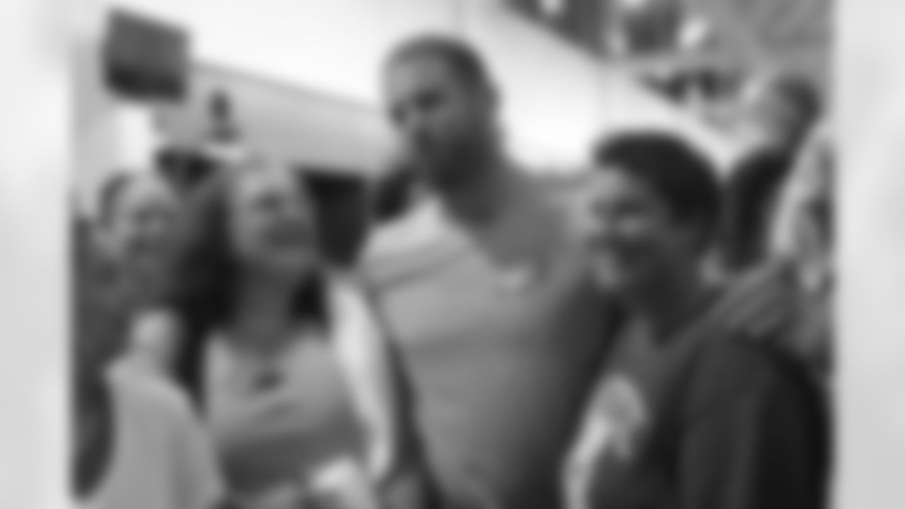 LS Jon Dorenbos posing for pictures
