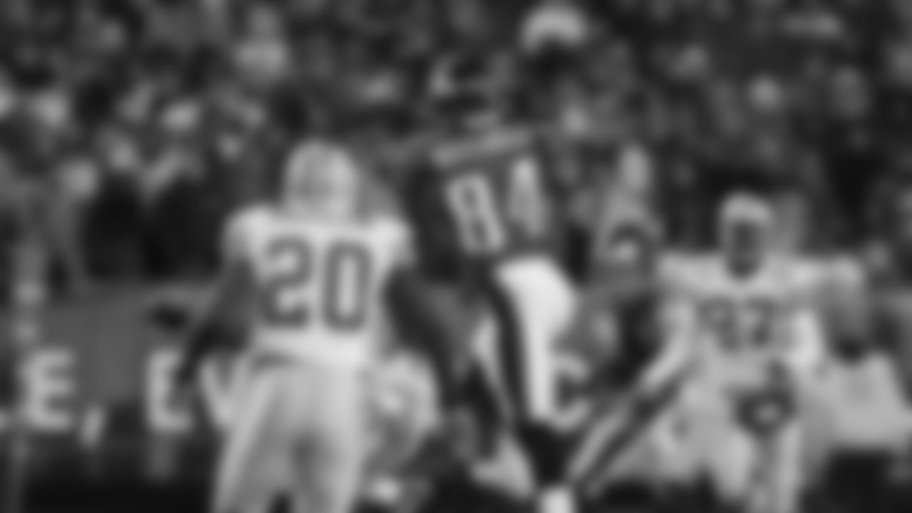 Donovan McNabb and Freddie Mitchell complete 4th-and-26 in the 2003 NFC Divisional Round Vs. Packers.