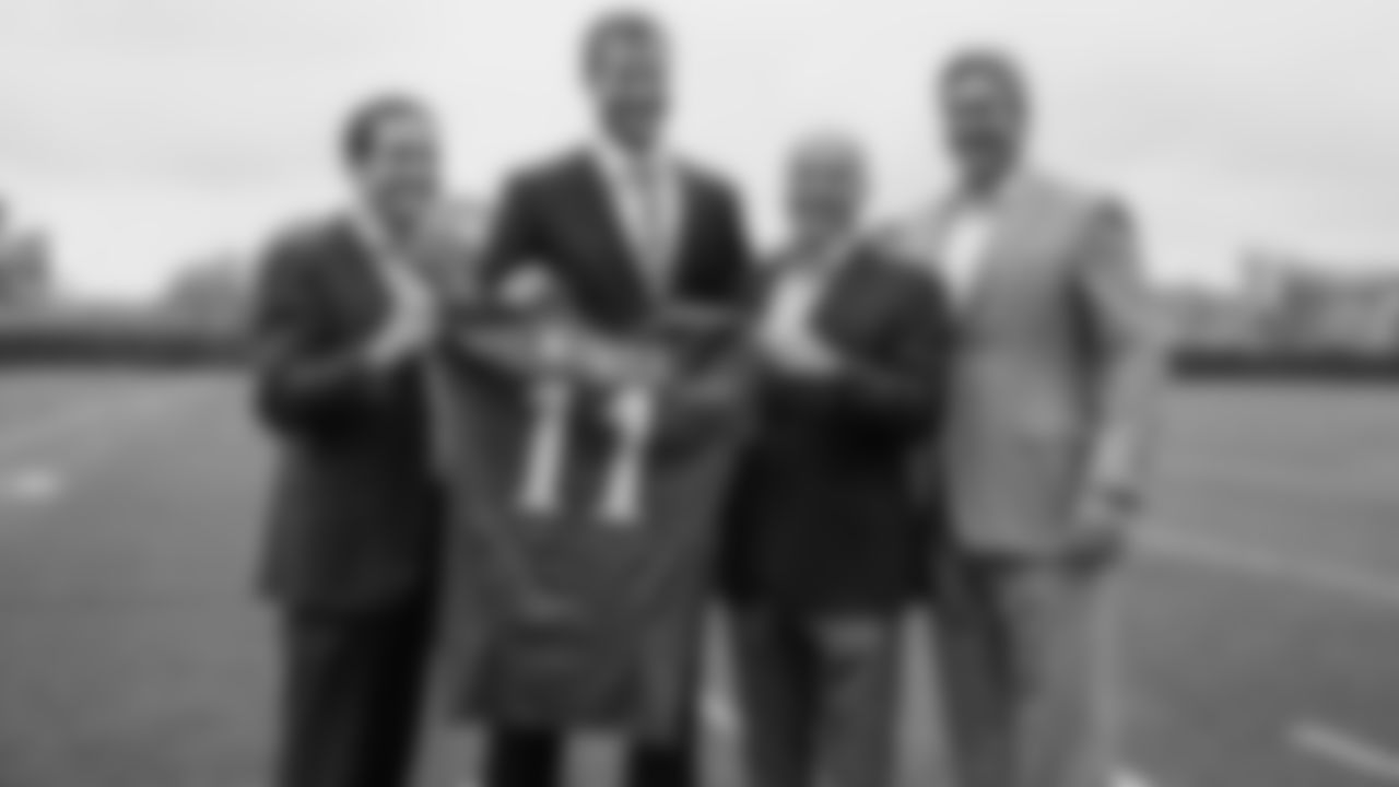 Eagles Chairman and CEO Jeffrey Lurie, head coach Doug Pederson, and Howie Roseman were all smiles, too