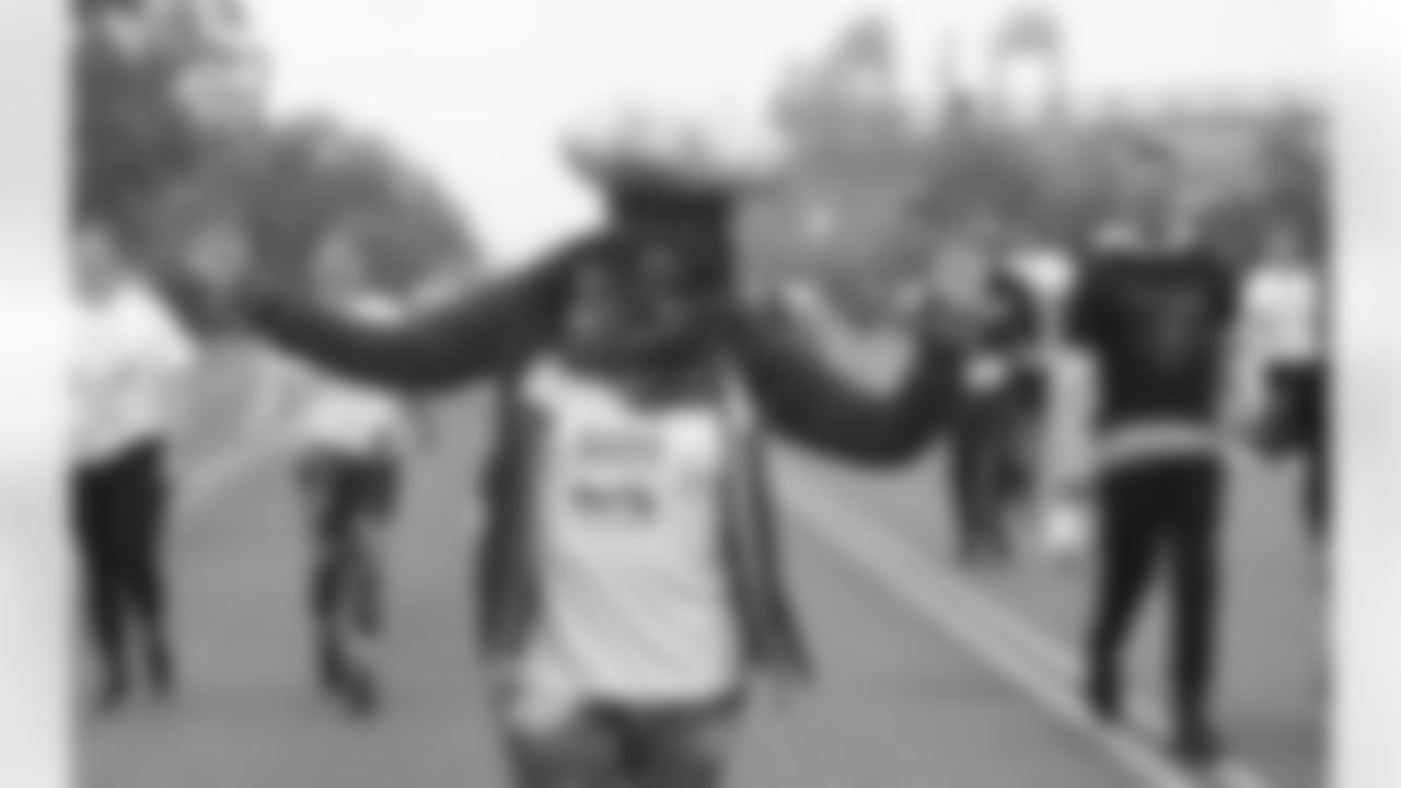 2023 Eagles Autism Challenge participant
