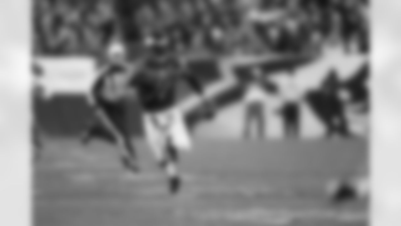QB Michael Vick