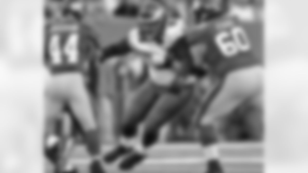 DT Trevor Laws