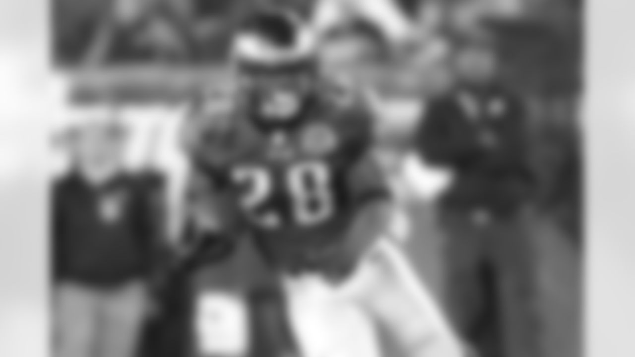 RB Dion Lewis